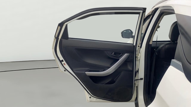 View Tata Nexon Image 14 Used Tata Nexon Image 14