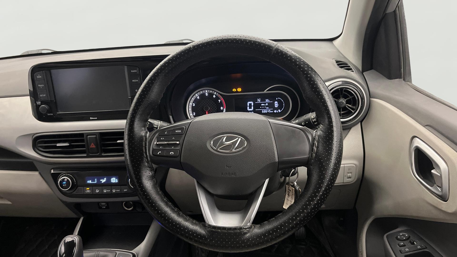 View 2020 Hyundai Grand i10 Nios Sportz Petrol AMT Image 20 Used 2020 Hyundai Grand i10 Nios Sportz Petrol AMT Image 20