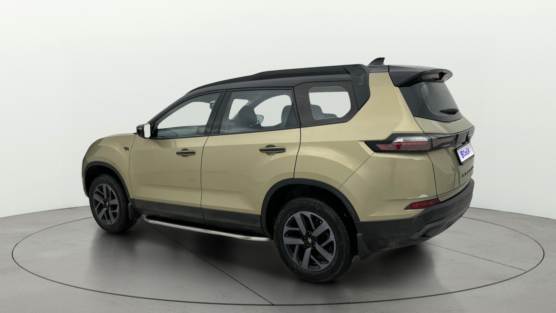 View 2022 Tata Safari 4X2 Image 2 Used 2022 Tata Safari 4X2 Image 2