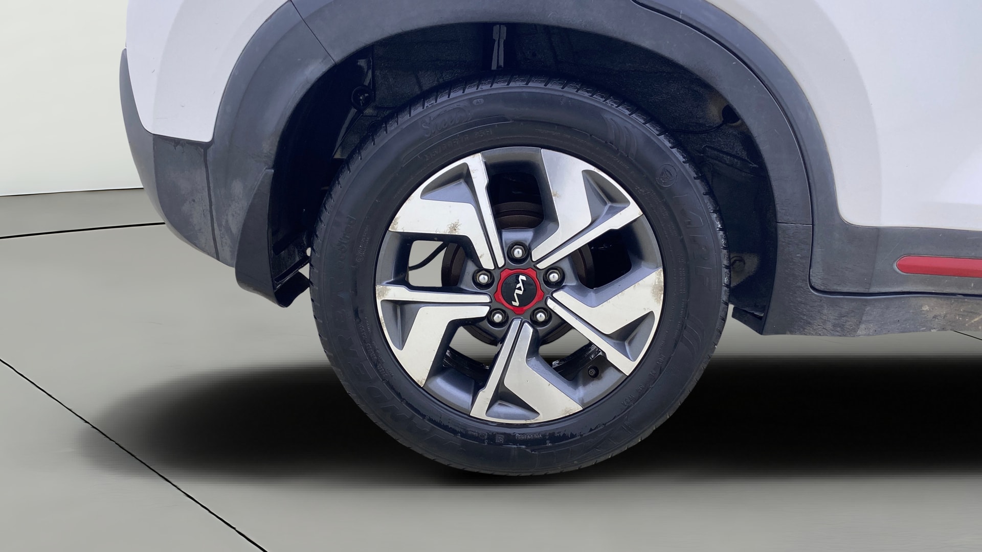 View 2021 Kia Sonet GTX Plus DCT Petrol Image 34 Used 2021 Kia Sonet GTX Plus DCT Petrol Image 34