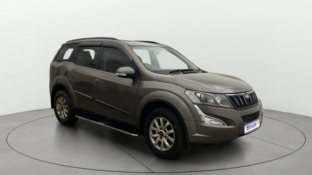 View Mahindra XUV500 Image 24 Used Mahindra XUV500 Image 24