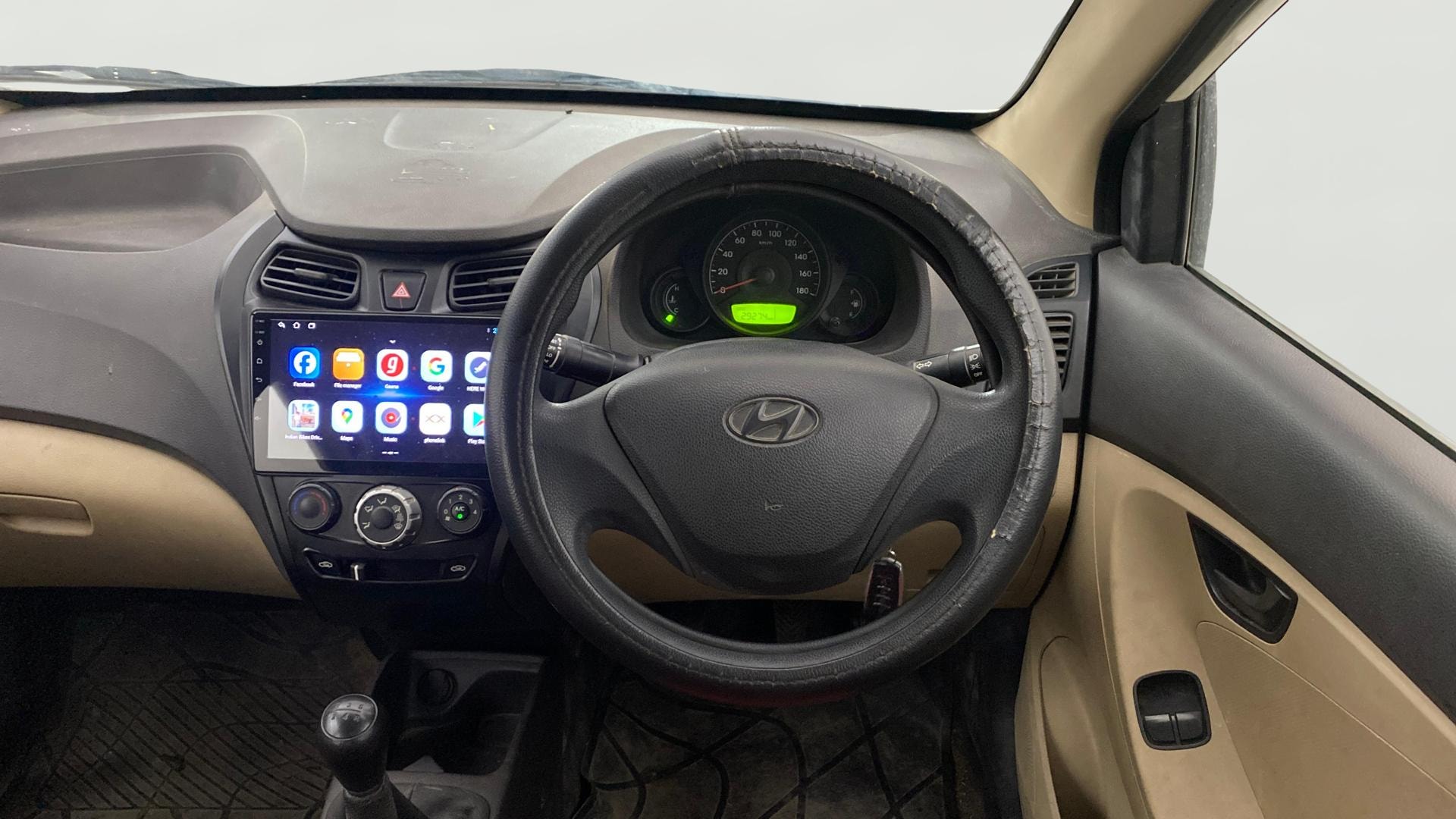 View 2016 Hyundai EON Era Plus Image 20 Used 2016 Hyundai EON Era Plus Image 20