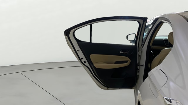 View Honda City ZX Image 23 Used Honda City ZX Image 23