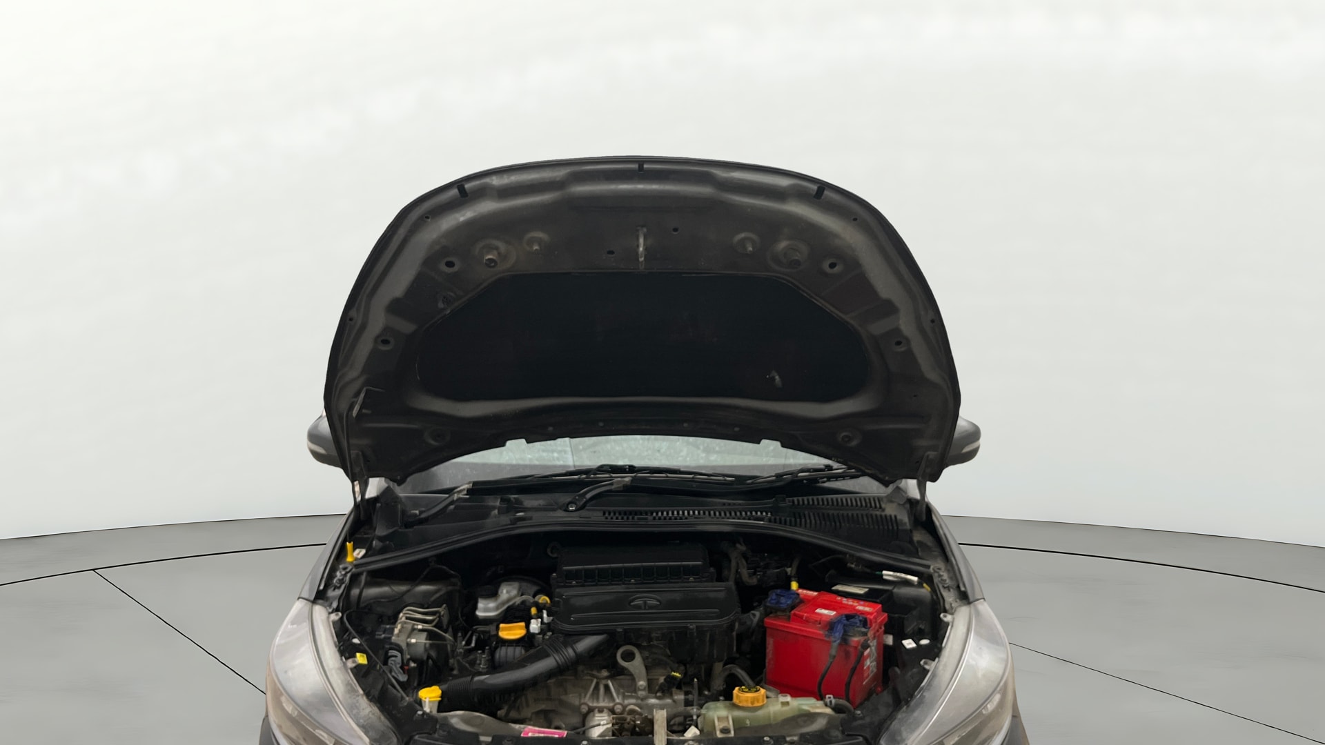 View 2021 Tata Tiago Revotorq XB Image 19 Used 2021 Tata Tiago Revotorq XB Image 19