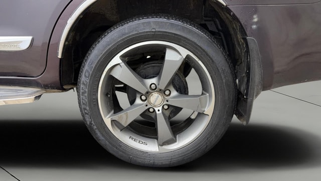 View Toyota Innova Crysta Image 8 Used Toyota Innova Crysta Image 8