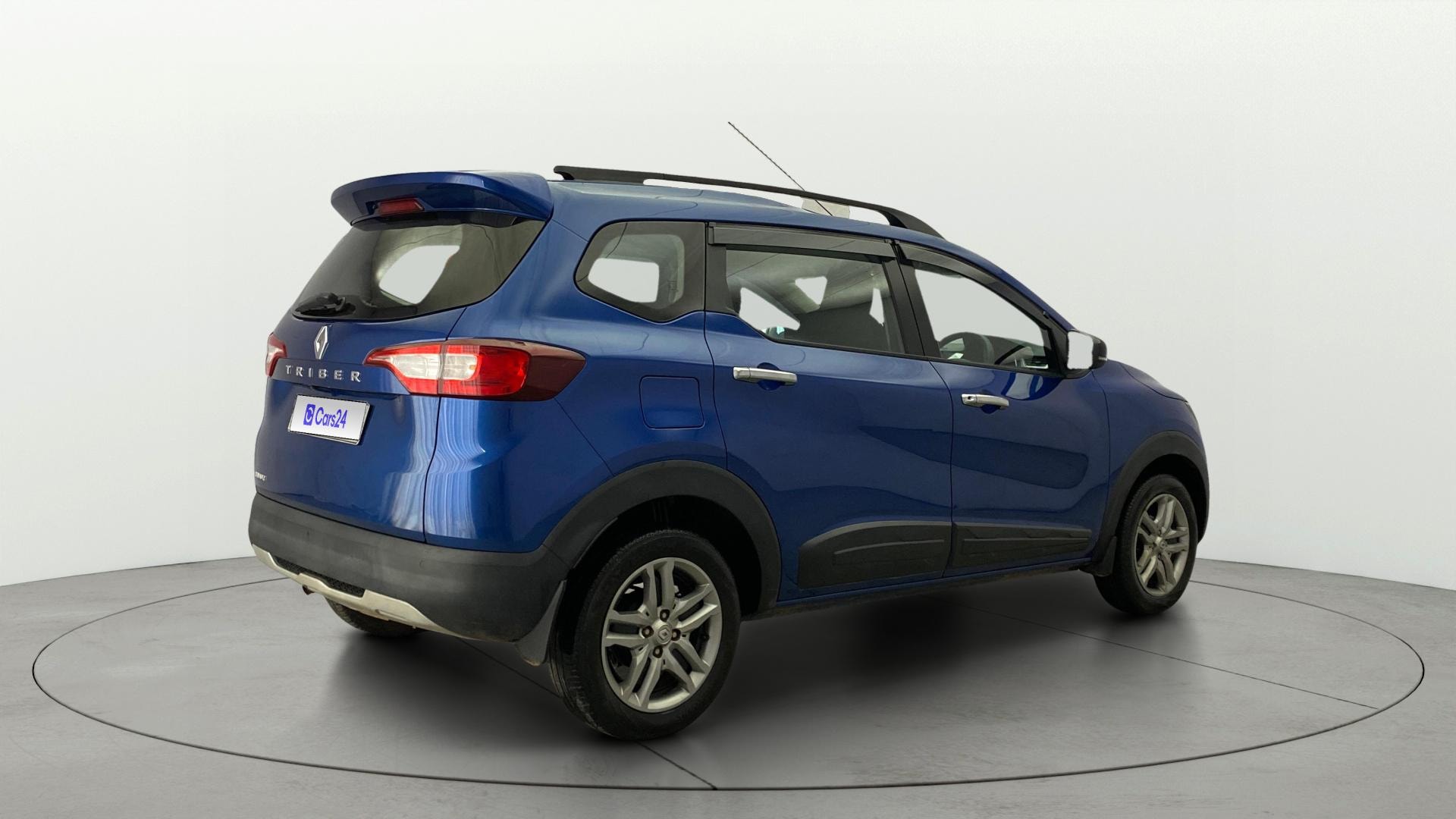 View 2022 Renault Triber RXZ Image 46 Used 2022 Renault Triber RXZ Image 46