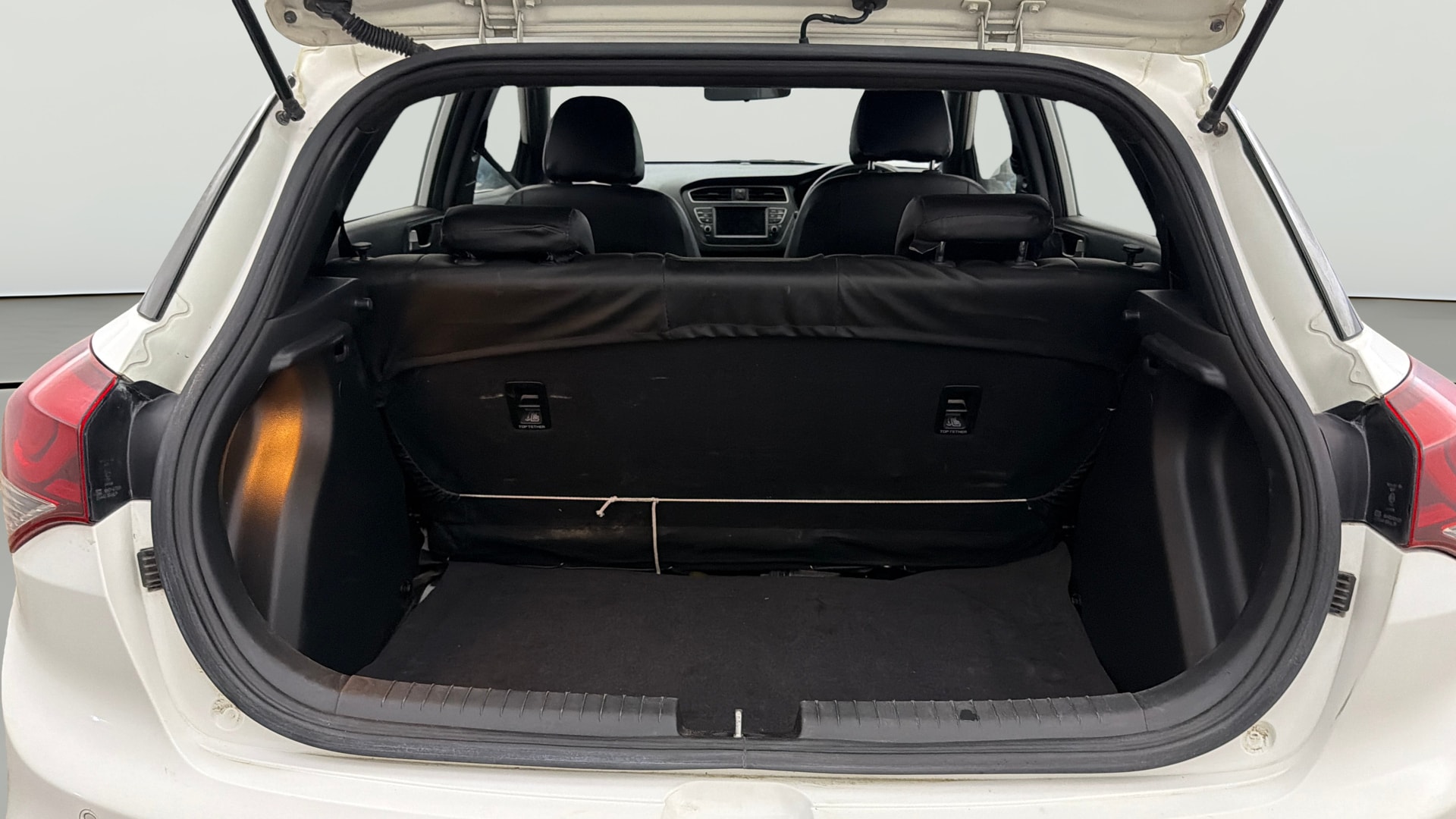 View 2019 Hyundai i20 Active 1.2 SX Image 38 Used 2019 Hyundai i20 Active 1.2 SX Image 38