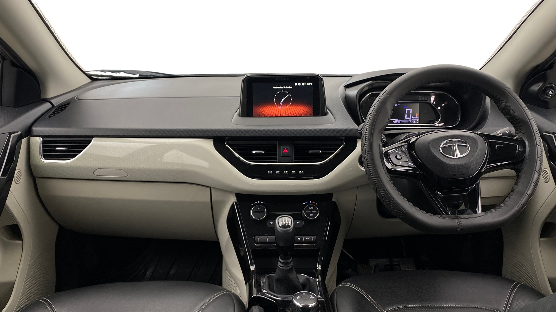 View 2022 Tata Nexon Revotron XE Image 15 Used 2022 Tata Nexon Revotron XE Image 15