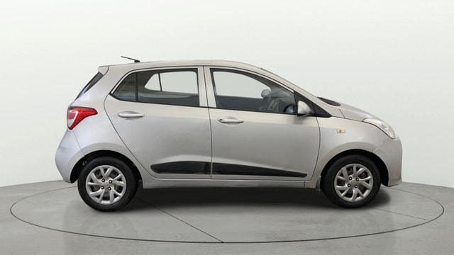 View Hyundai Grand i10 Image 25 Used Hyundai Grand i10 Image 25