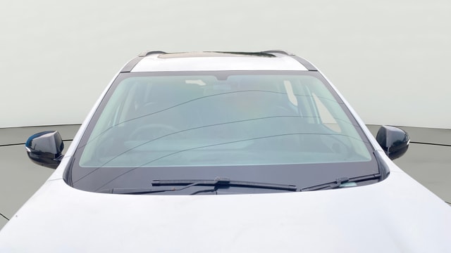 View Mahindra XUV700 Image 31 Used Mahindra XUV700 Image 31