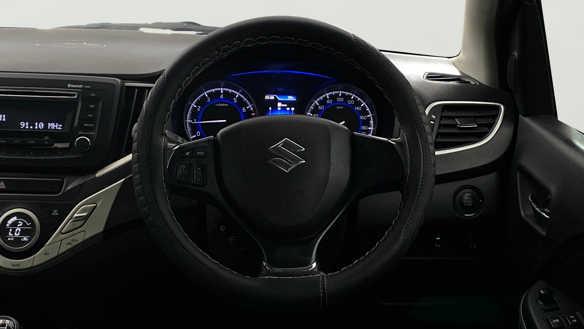 View 2017 Maruti Suzuki 1000 Base Variant Image 20 Used 2017 Maruti Suzuki 1000 Base Variant Image 20