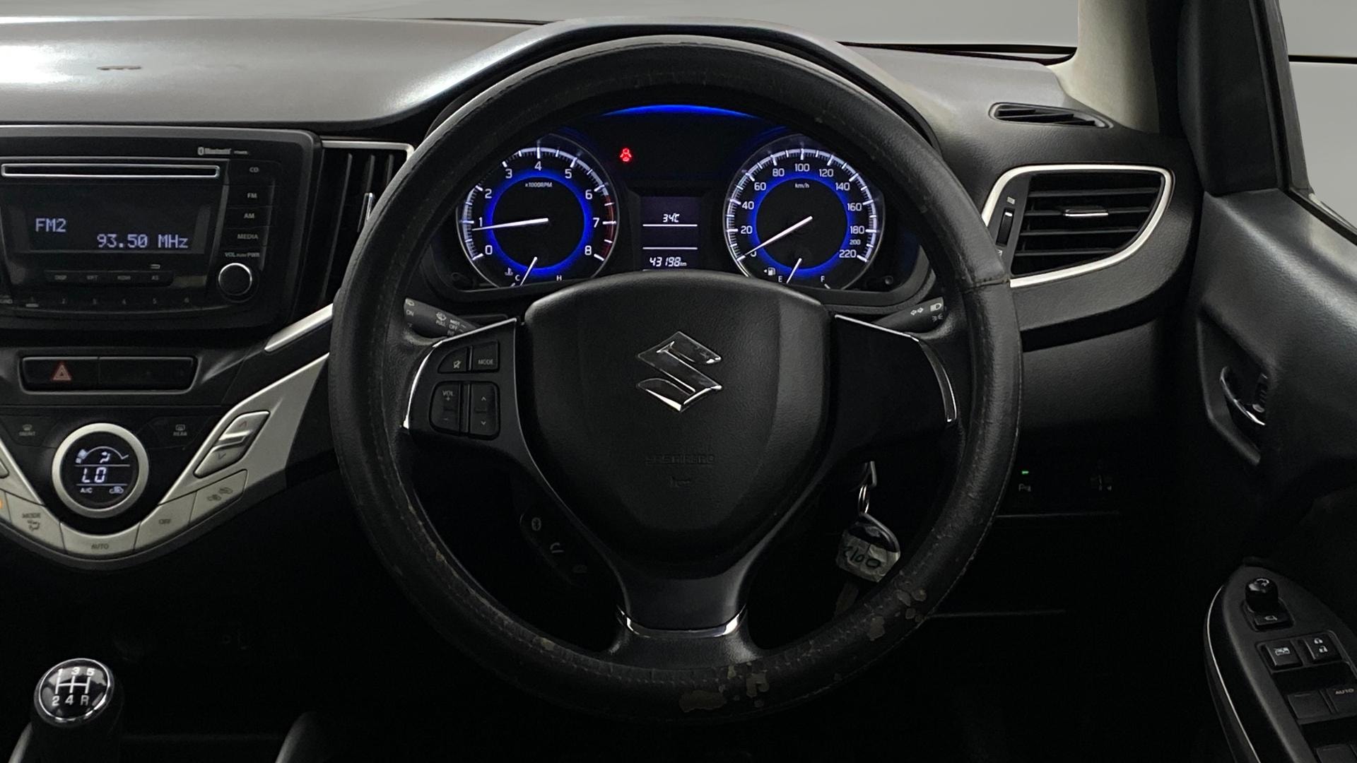 View 2016 Maruti Suzuki 1000 Base Variant Image 20 Used 2016 Maruti Suzuki 1000 Base Variant Image 20