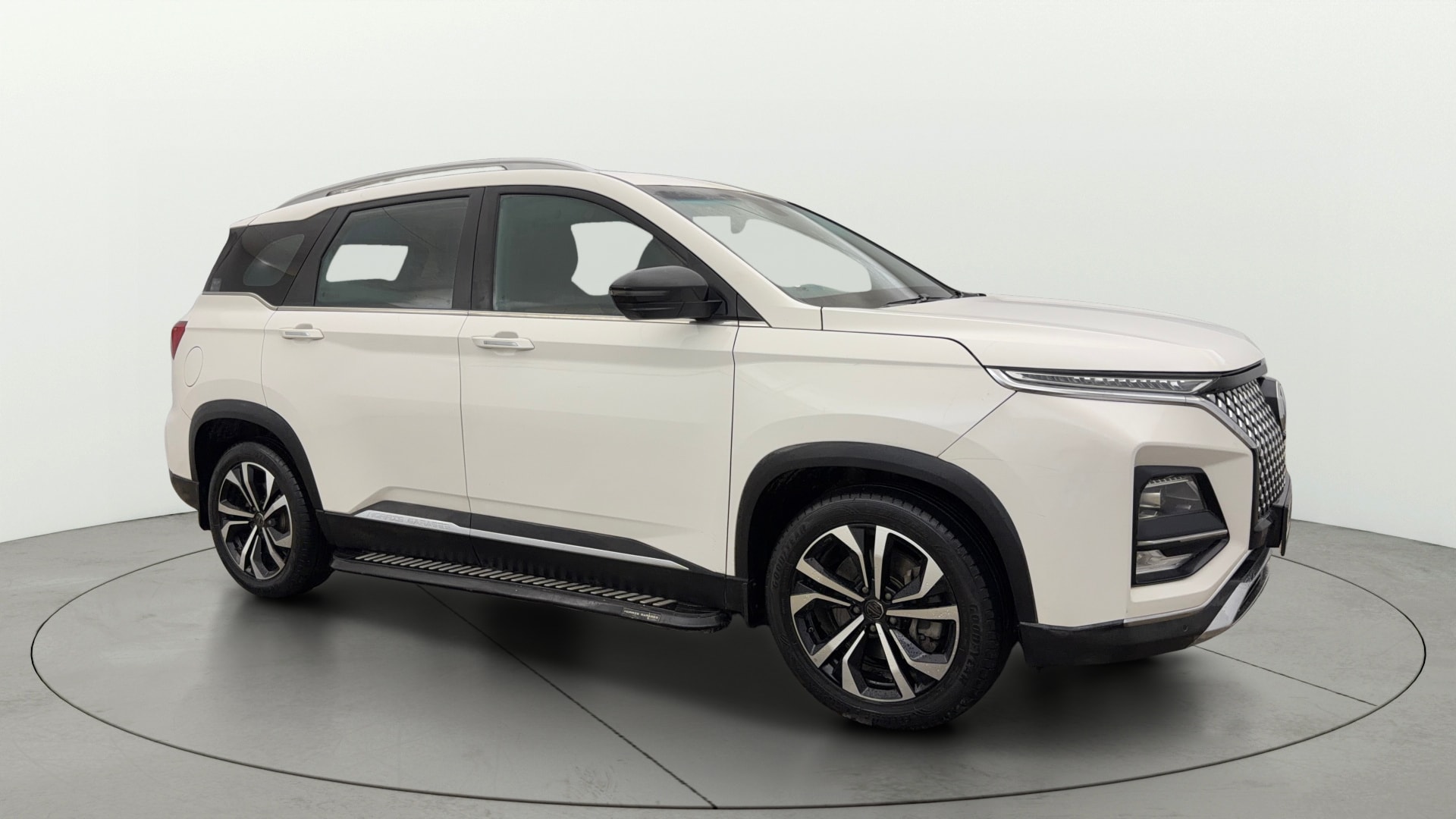 View 2023 MG Hector Plus Sharp Pro 7 Seater CVT Petrol Image 15 Used 2023 MG Hector Plus Sharp Pro 7 Seater CVT Petrol Image 15