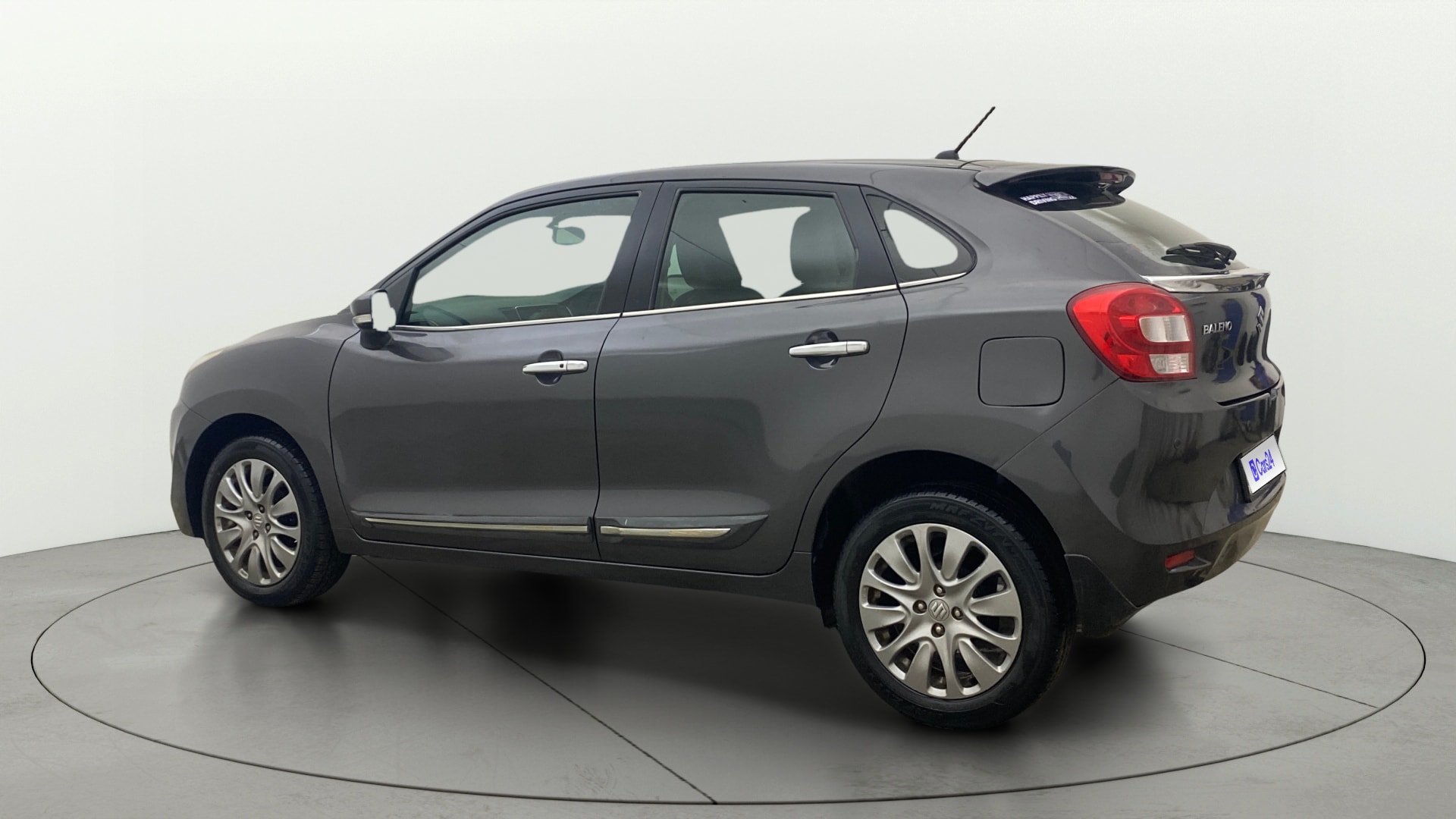 View 2018 Maruti Suzuki 1000 Base Variant Image 2 Used 2018 Maruti Suzuki 1000 Base Variant Image 2
