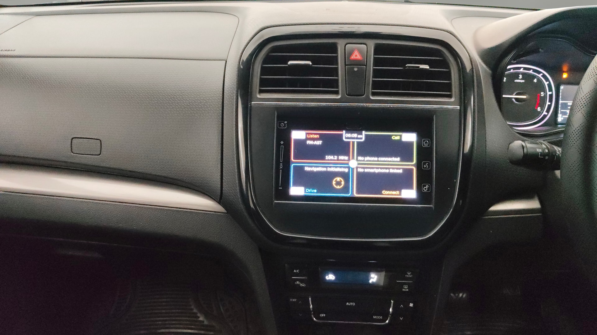 View 2019 Maruti Suzuki 1000 Base Variant Image 18 Used 2019 Maruti Suzuki 1000 Base Variant Image 18