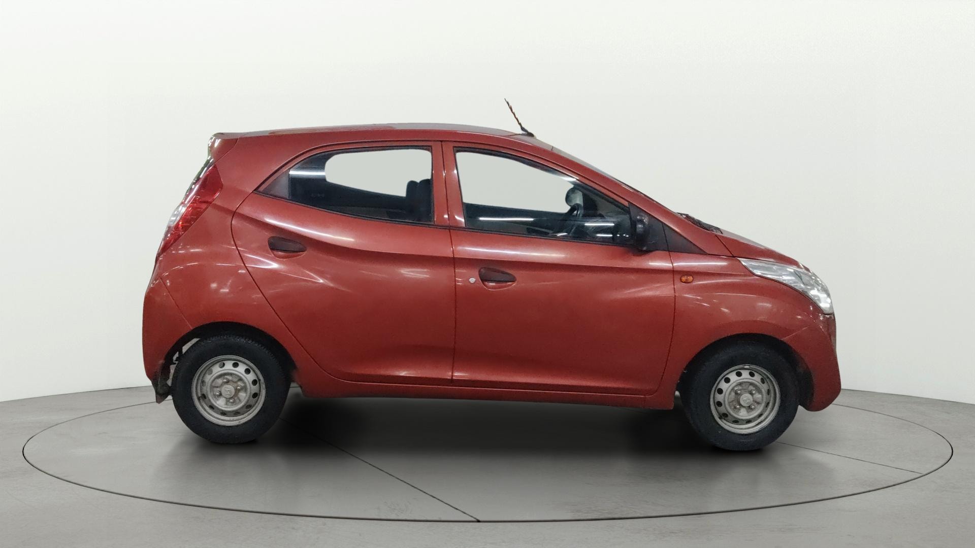 View 2014 Hyundai EON Era Plus Image 8 Used 2014 Hyundai EON Era Plus Image 8