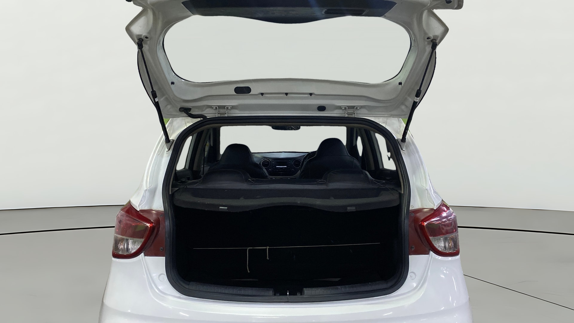 View 2019 Hyundai Grand i10 Magna 1.2 Kappa VTVT Image 36 Used 2019 Hyundai Grand i10 Magna 1.2 Kappa VTVT Image 36