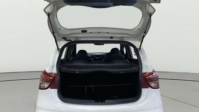 View Hyundai Grand i10 Image 36 Used Hyundai Grand i10 Image 36