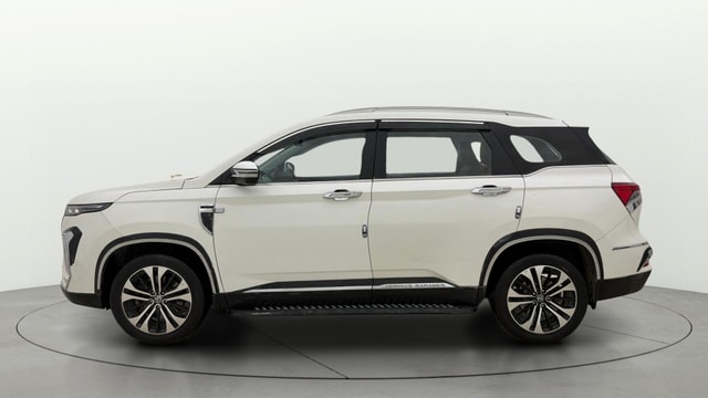 View MG Hector Plus Image 28 Used MG Hector Plus Image 28