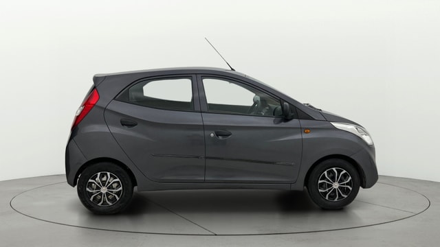 View Hyundai EON Image 8 Used Hyundai EON Image 8