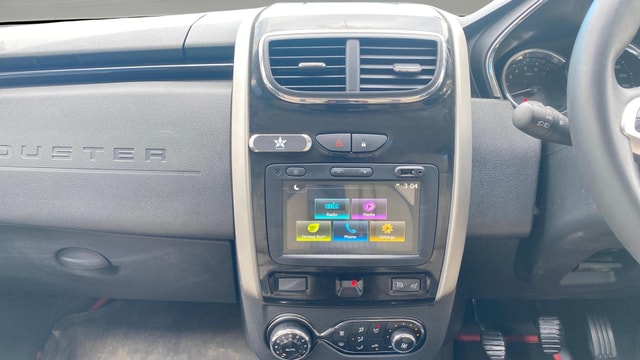 View Renault Duster Image 17 Used Renault Duster Image 17