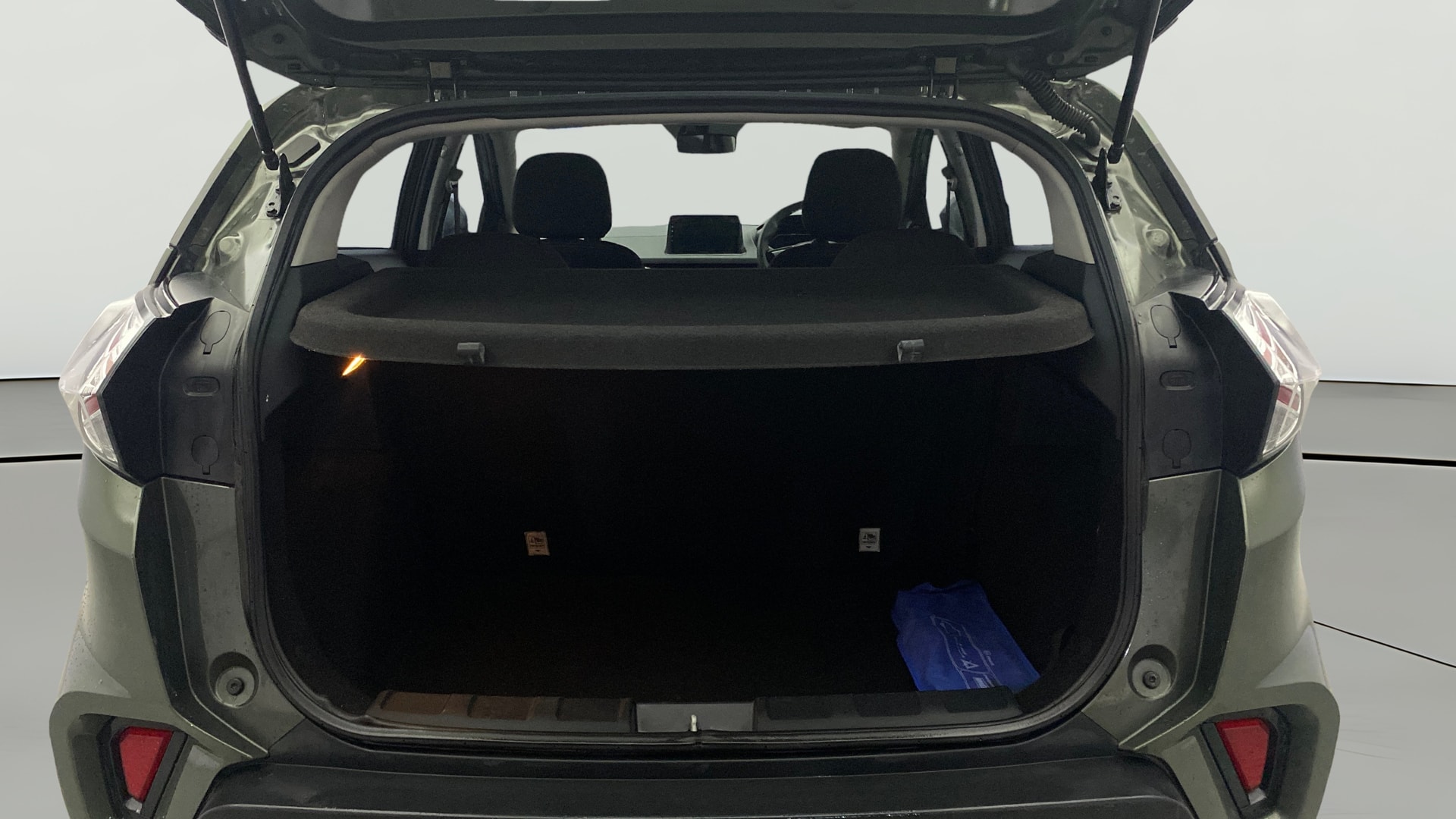 View 2021 Tata Nexon Revotron XE Image 38 Used 2021 Tata Nexon Revotron XE Image 38