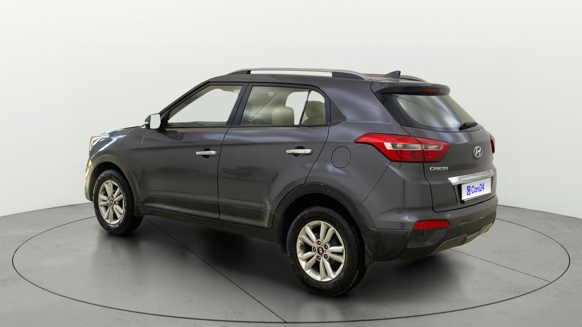 View 2015 Hyundai Creta 1.6 SX Plus Petrol Image 2 Used 2015 Hyundai Creta 1.6 SX Plus Petrol Image 2