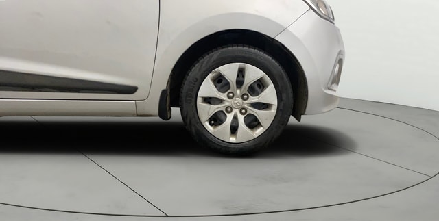 View Hyundai Xcent Image 40 Used Hyundai Xcent Image 40