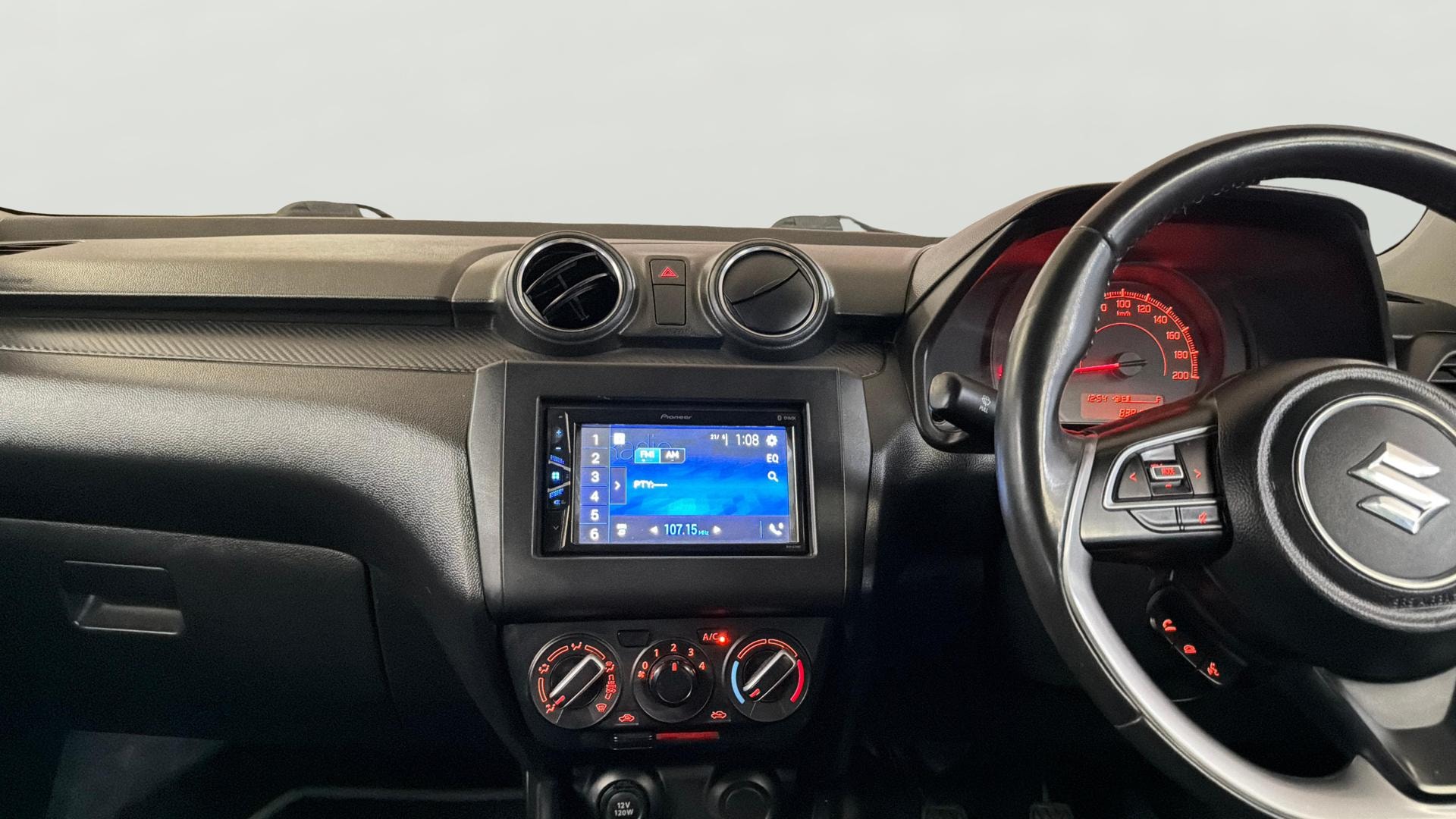 View 2022 Maruti Suzuki 1000 Base Variant Image 18 Used 2022 Maruti Suzuki 1000 Base Variant Image 18