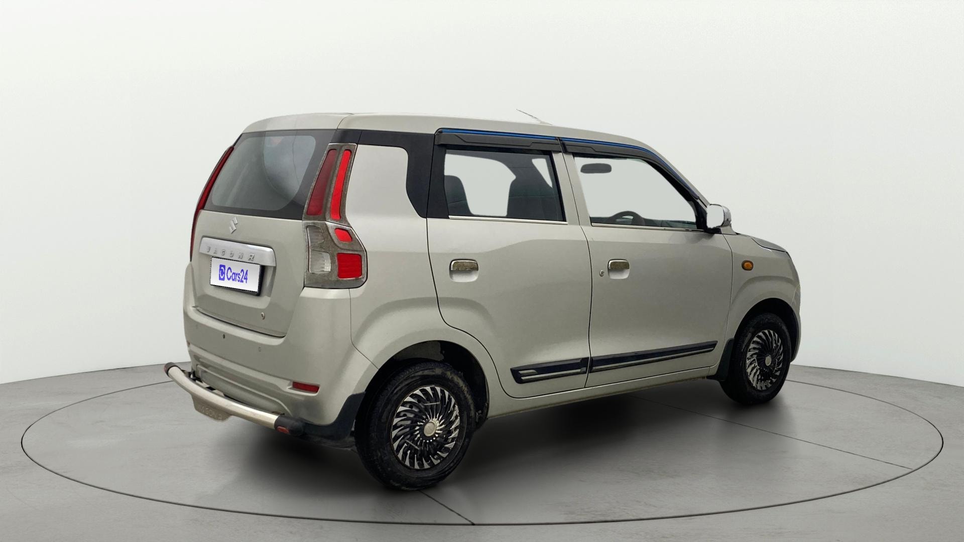 View 2024 Maruti Suzuki 1000 Base Variant Image 42 Used 2024 Maruti Suzuki 1000 Base Variant Image 42