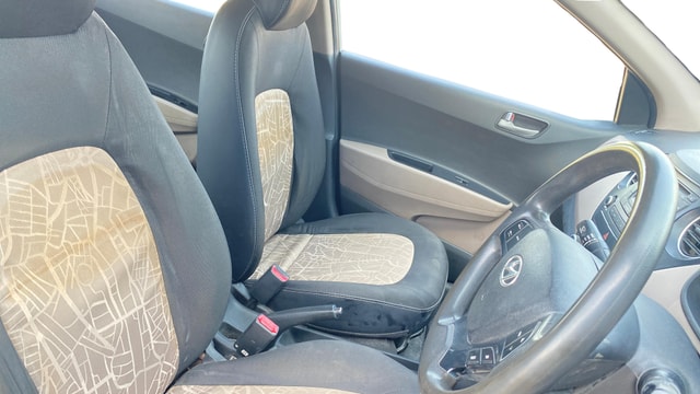 View Hyundai Grand i10 Image 25 Used Hyundai Grand i10 Image 25
