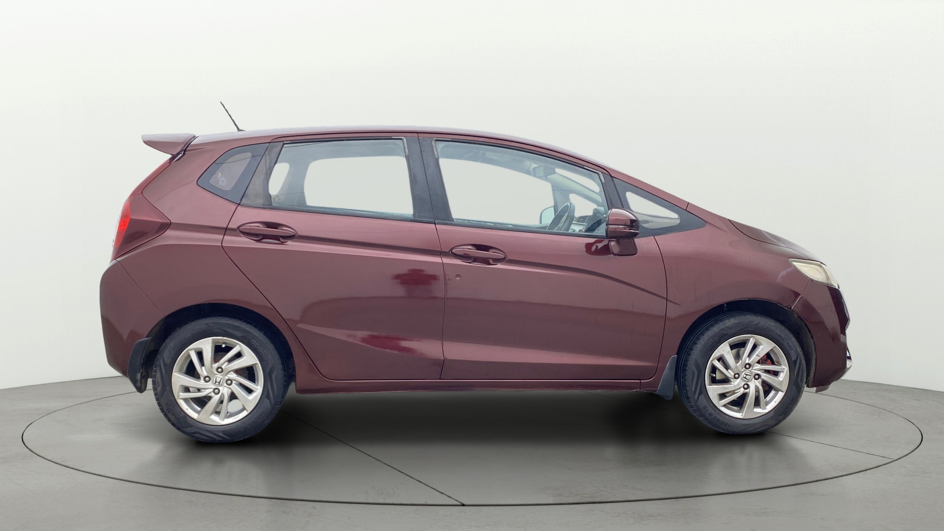 View 2016 Honda Jazz E MT Diesel Image 8 Used 2016 Honda Jazz E MT Diesel Image 8