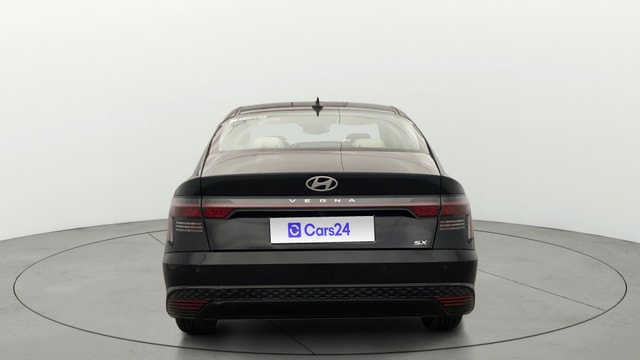 View Hyundai Verna Image 45 Used Hyundai Verna Image 45