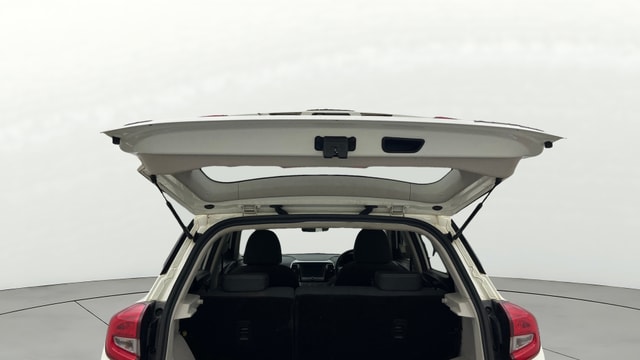 View Mahindra XUV300 Image 32 Used Mahindra XUV300 Image 32