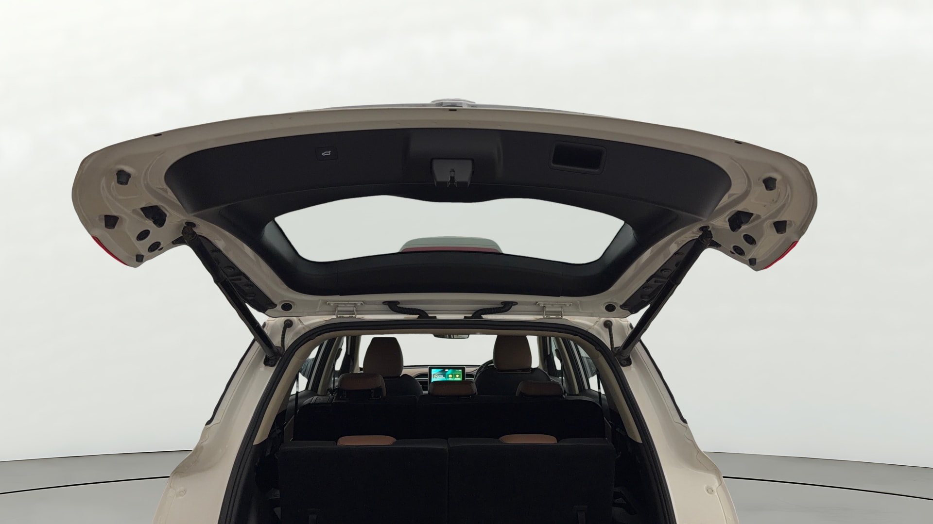View 2023 MG Hector Plus Sharp Pro 7 Seater CVT Petrol Image 33 Used 2023 MG Hector Plus Sharp Pro 7 Seater CVT Petrol Image 33