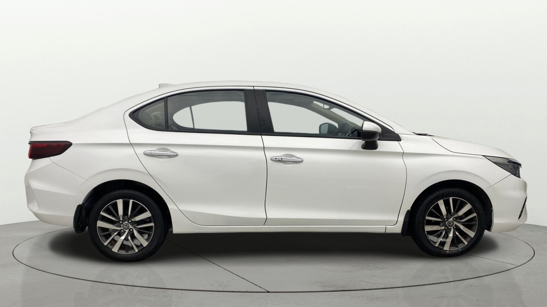View 2021 Honda City ZX CVT Image 9 Used 2021 Honda City ZX CVT Image 9