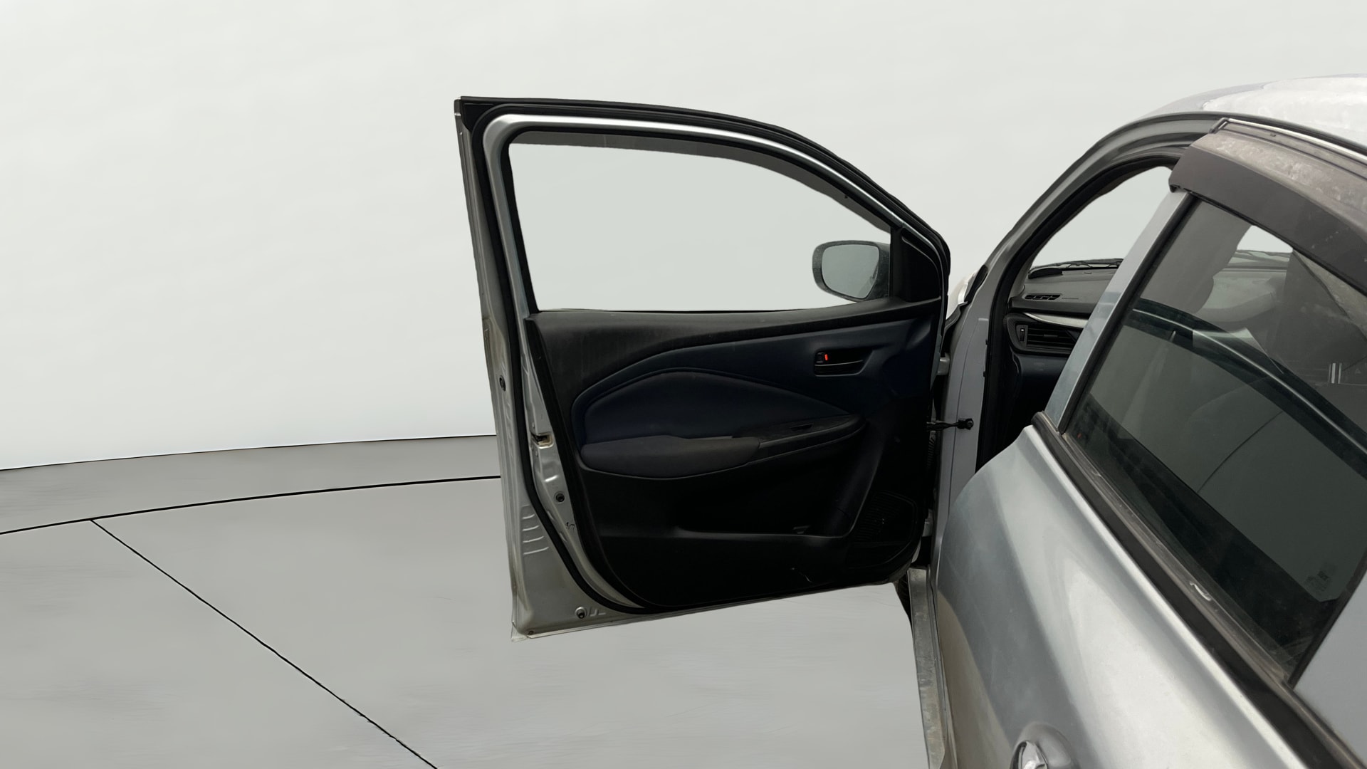 View 2023 Maruti Suzuki 1000 Base Variant Image 31 Used 2023 Maruti Suzuki 1000 Base Variant Image 31