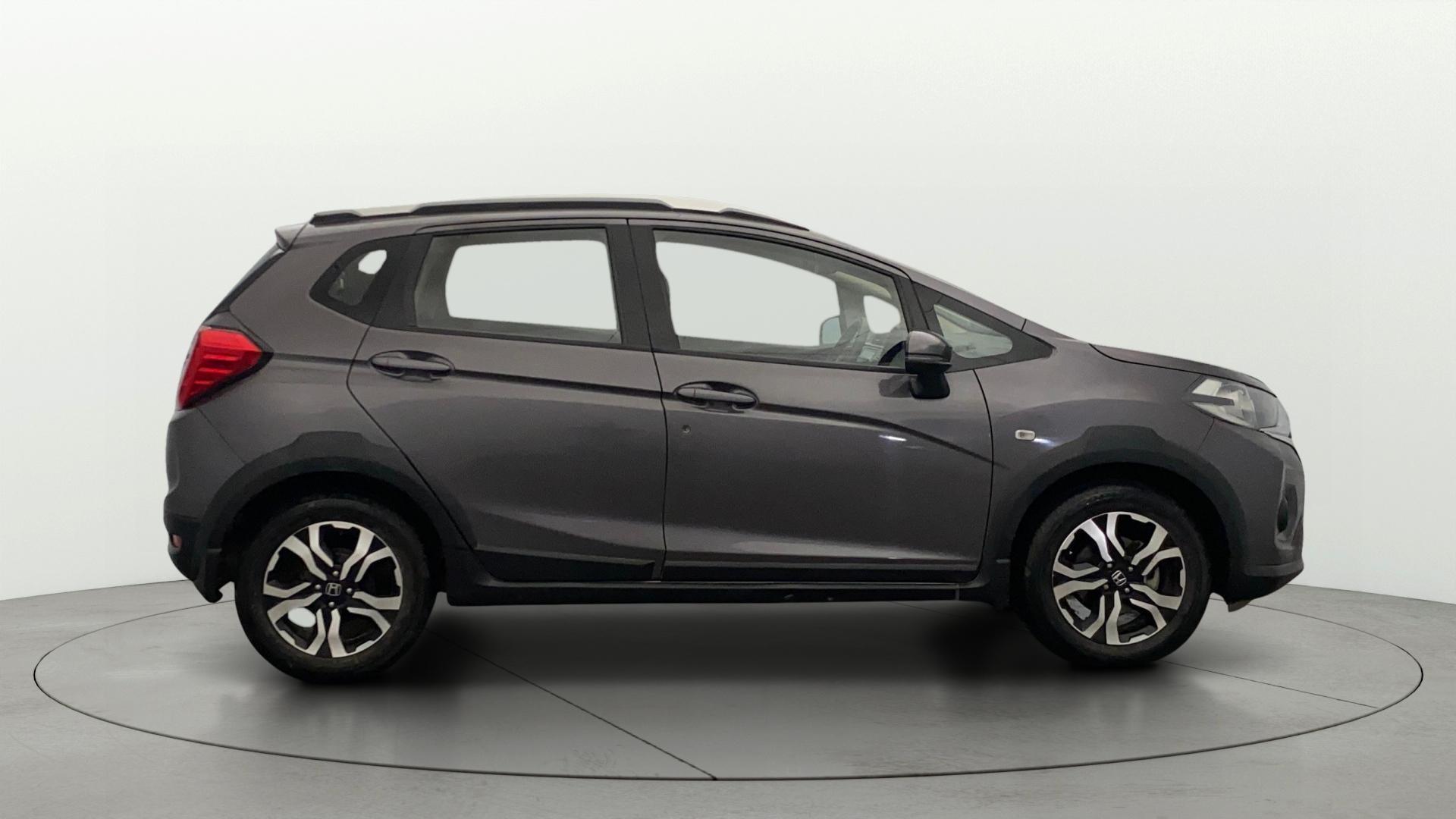 View 2021 Honda WR-V S MT Diesel Edge Edition Image 8 Used 2021 Honda WR-V S MT Diesel Edge Edition Image 8