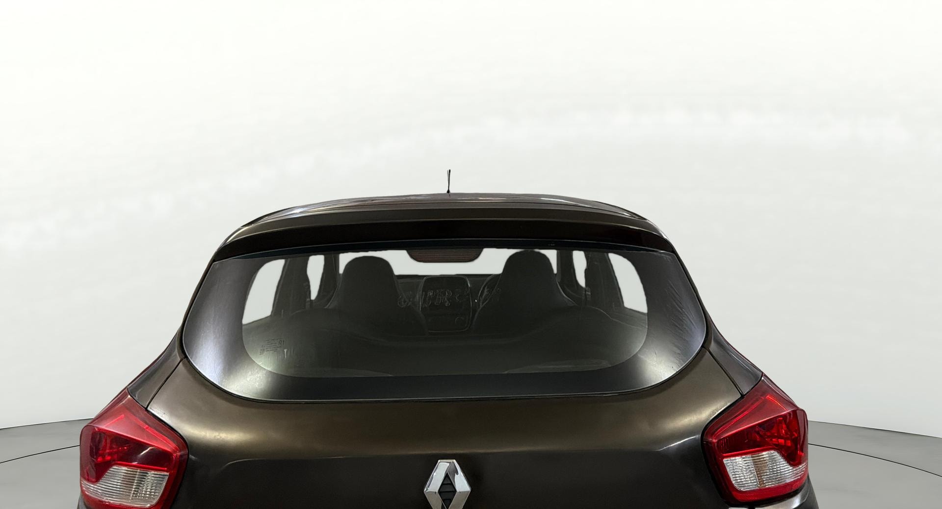 View 2018 Renault Kwid RXL Image 4 Used 2018 Renault Kwid RXL Image 4