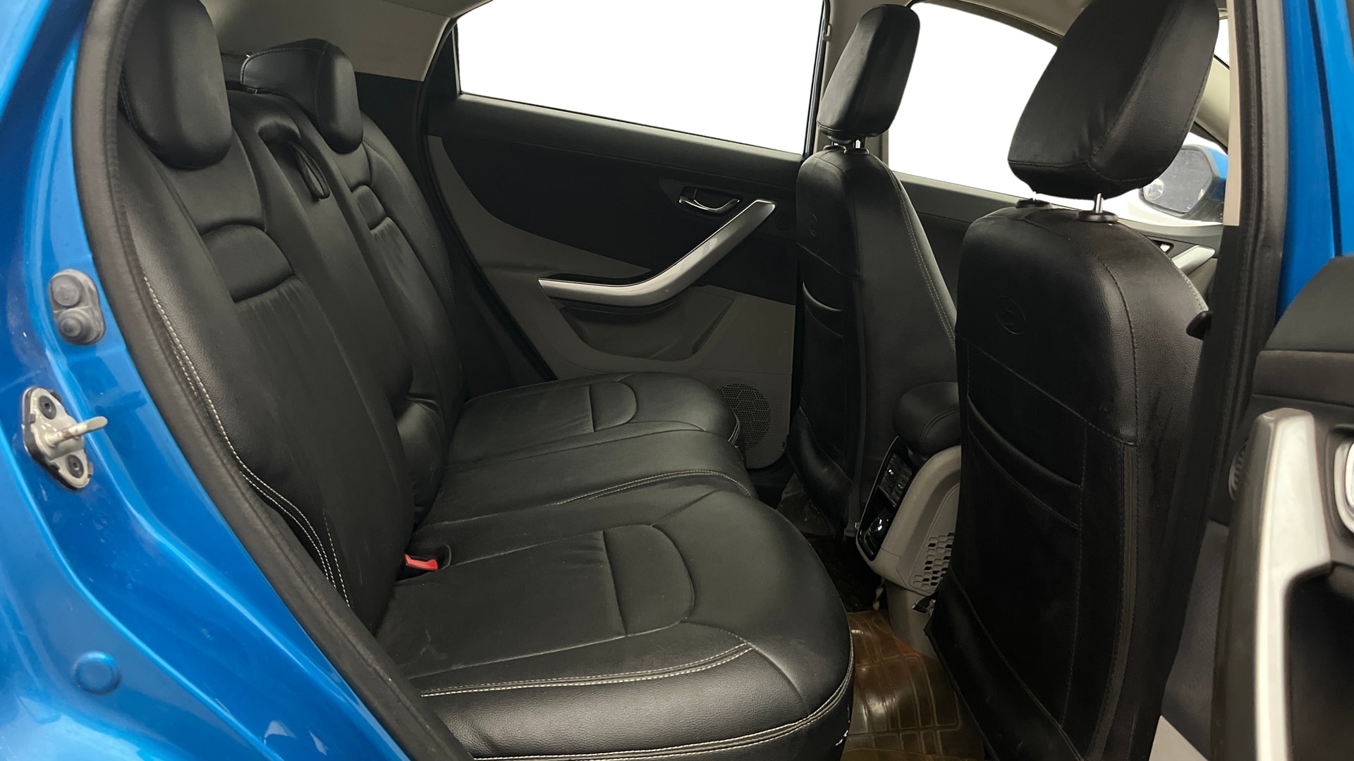 View 2018 Tata Nexon Revotron XE Image 35 Used 2018 Tata Nexon Revotron XE Image 35