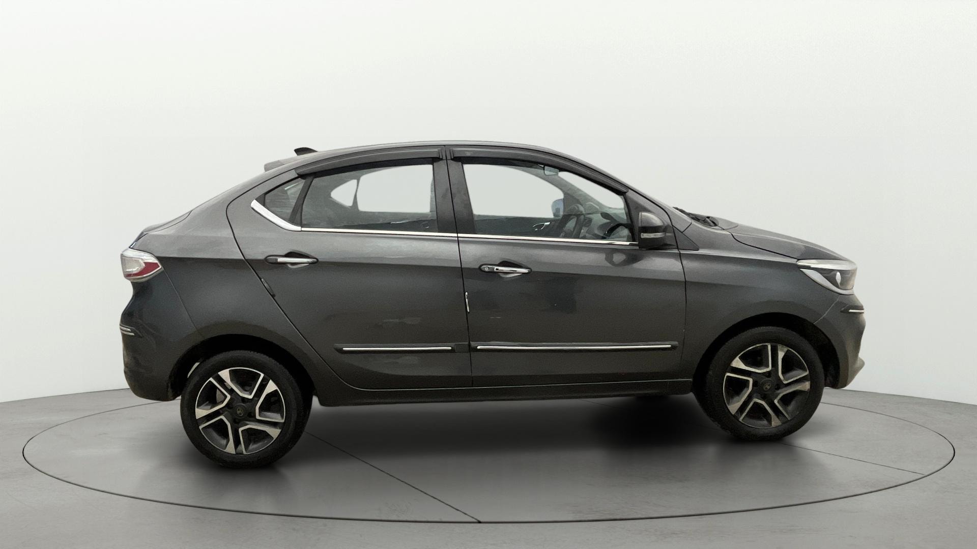 View 2021 Tata Tigor XE Diesel Image 26 Used 2021 Tata Tigor XE Diesel Image 26