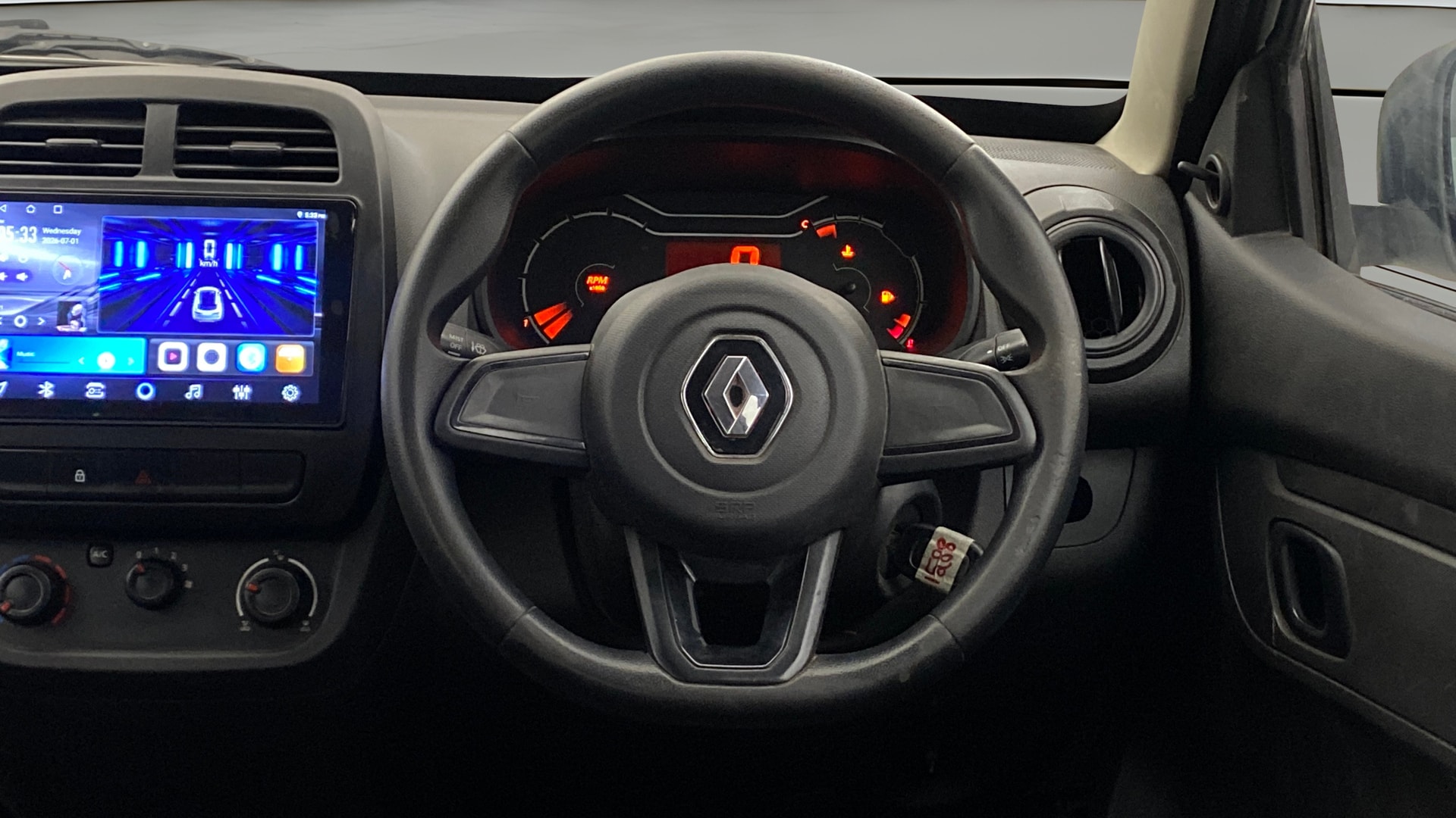 View 2022 Renault Kwid RXL 1.0 Image 20 Used 2022 Renault Kwid RXL 1.0 Image 20