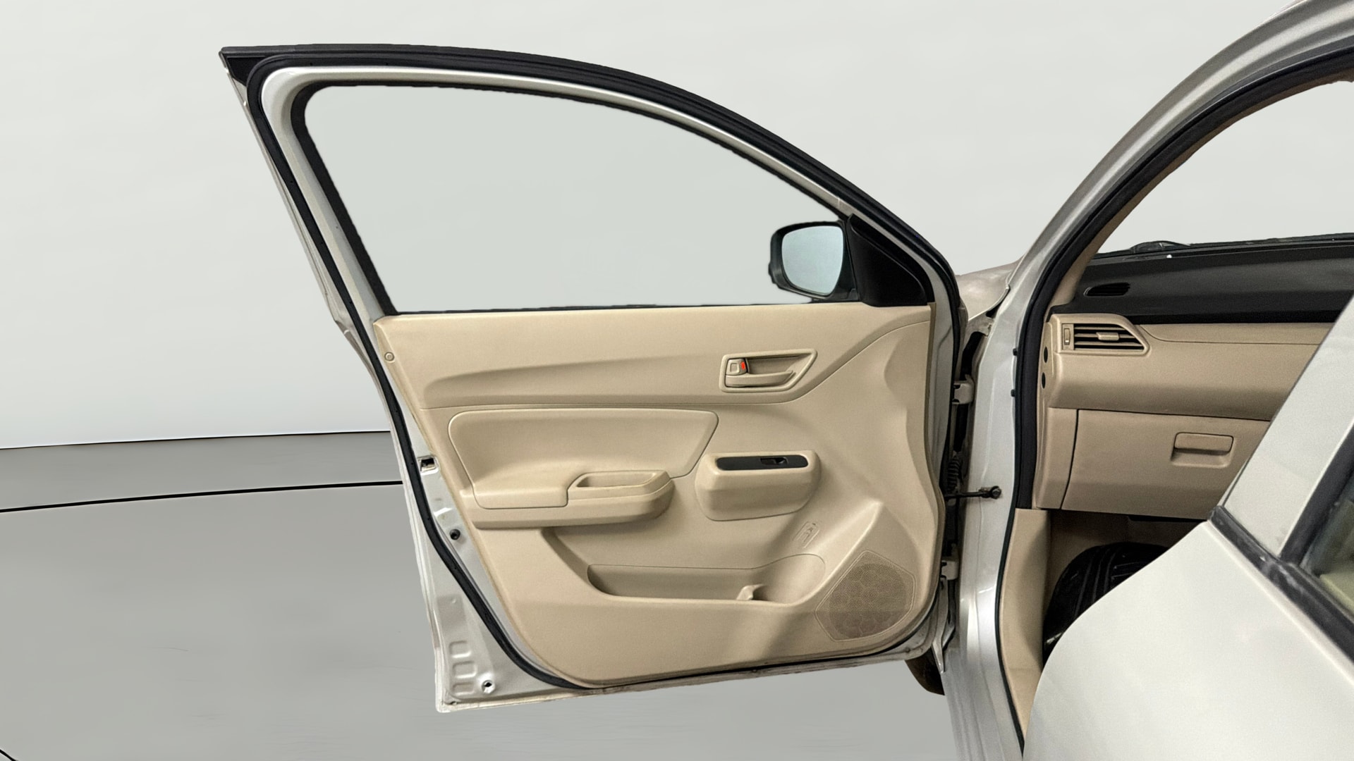 View 2018 Maruti Suzuki 1000 Base Variant Image 30 Used 2018 Maruti Suzuki 1000 Base Variant Image 30