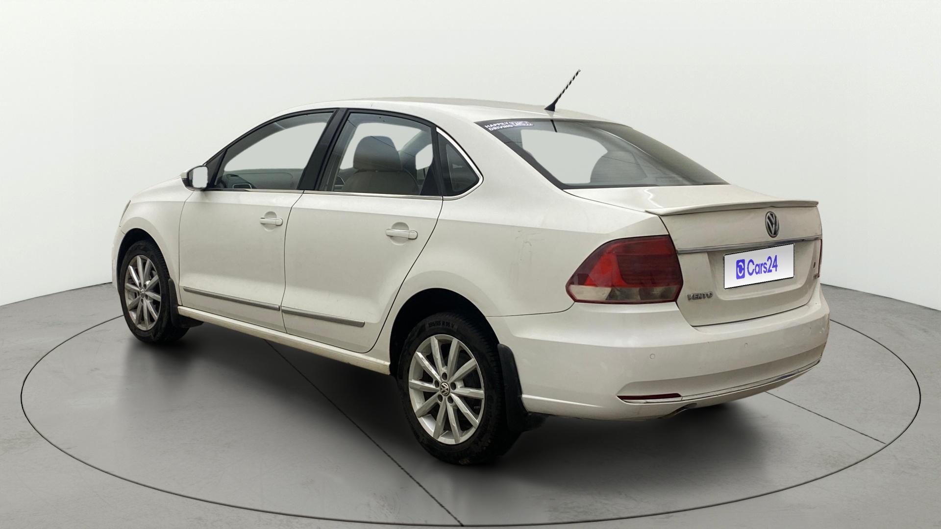 View 2017 Volkswagen Vento 1.2 L TSI Comfortline Petrol AT Image 2 Used 2017 Volkswagen Vento 1.2 L TSI Comfortline Petrol AT Image 2