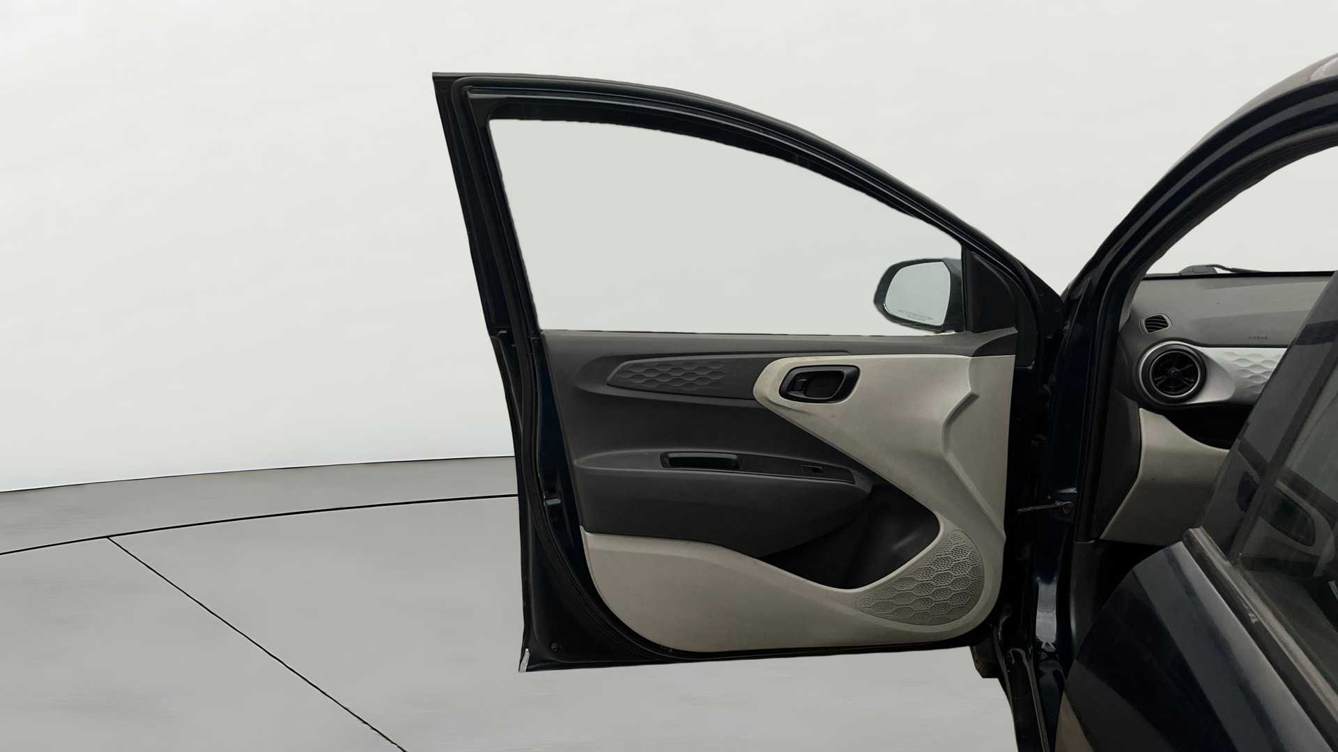 View 2020 Hyundai Grand i10 Nios Magna CNG Image 31 Used 2020 Hyundai Grand i10 Nios Magna CNG Image 31
