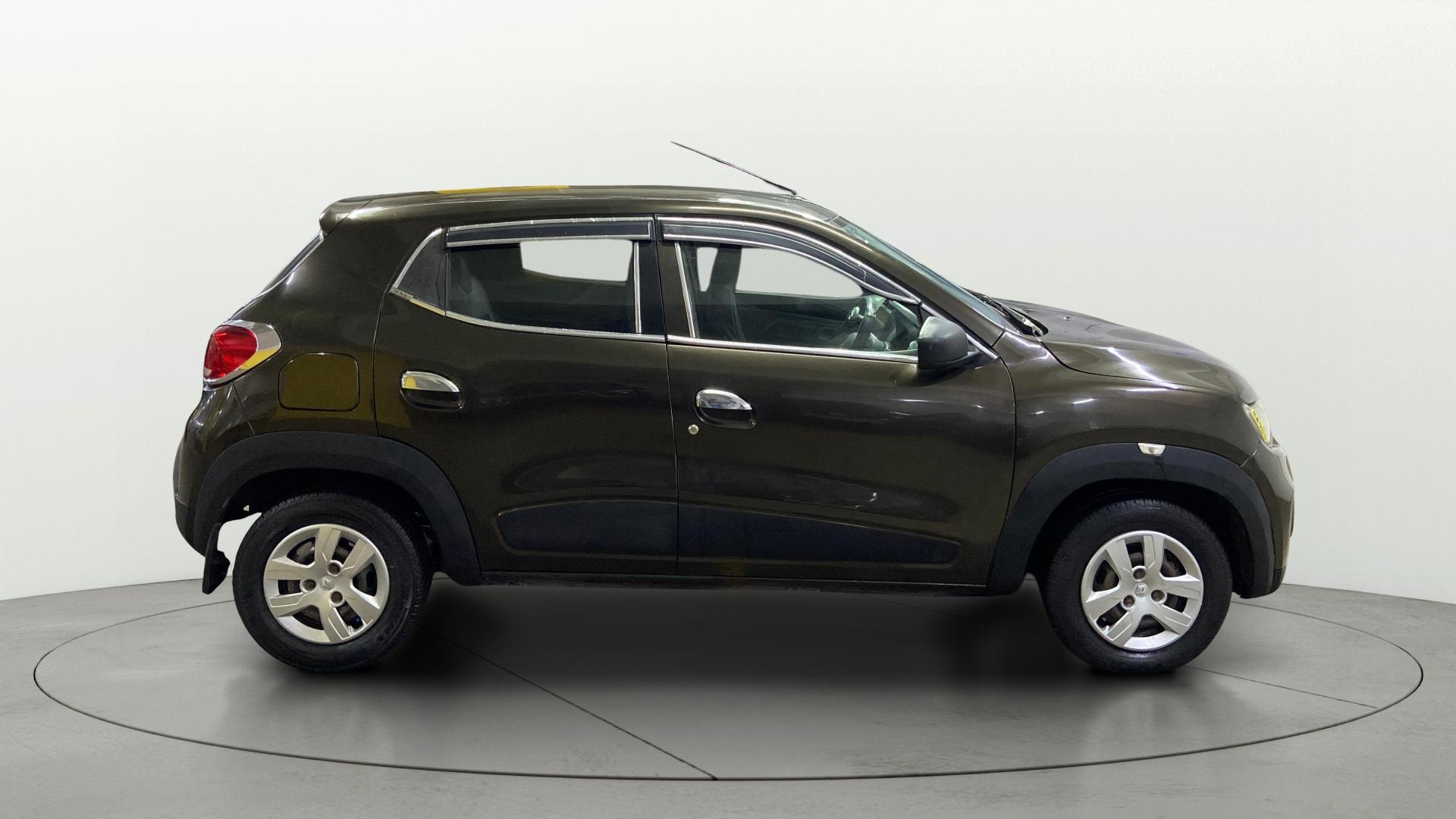 View 2018 Renault Kwid RXL Image 26 Used 2018 Renault Kwid RXL Image 26