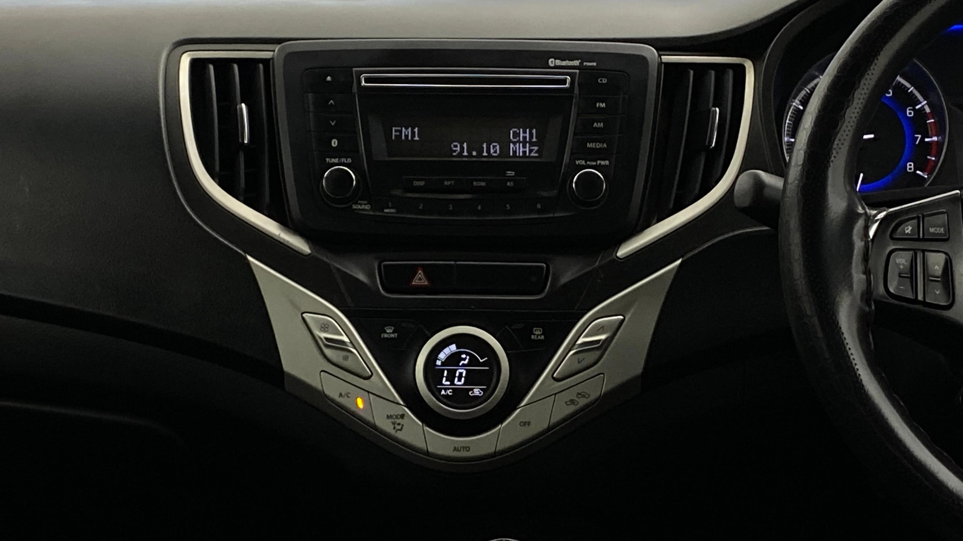View 2017 Maruti Suzuki 1000 Base Variant Image 17 Used 2017 Maruti Suzuki 1000 Base Variant Image 17