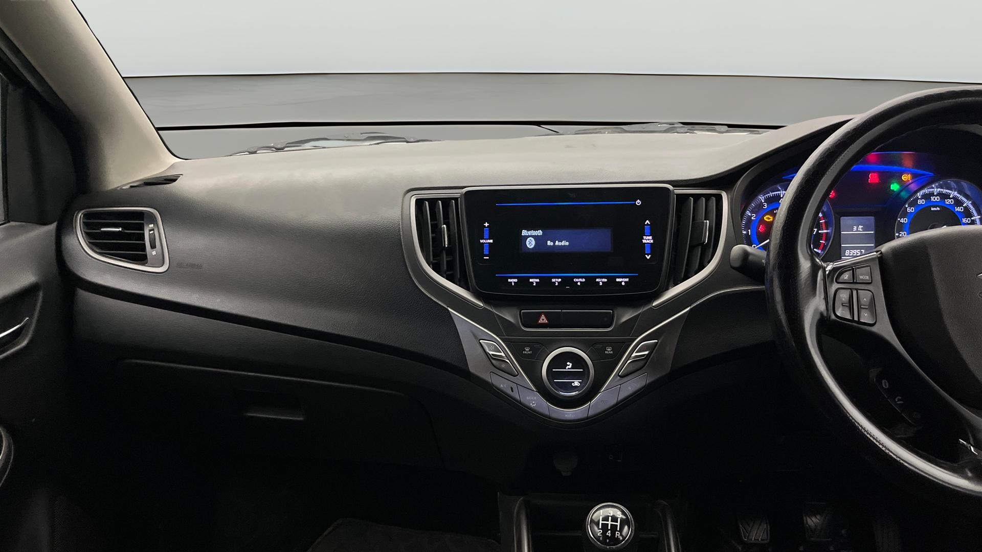 View 2020 Maruti Suzuki 1000 Base Variant Image 31 Used 2020 Maruti Suzuki 1000 Base Variant Image 31