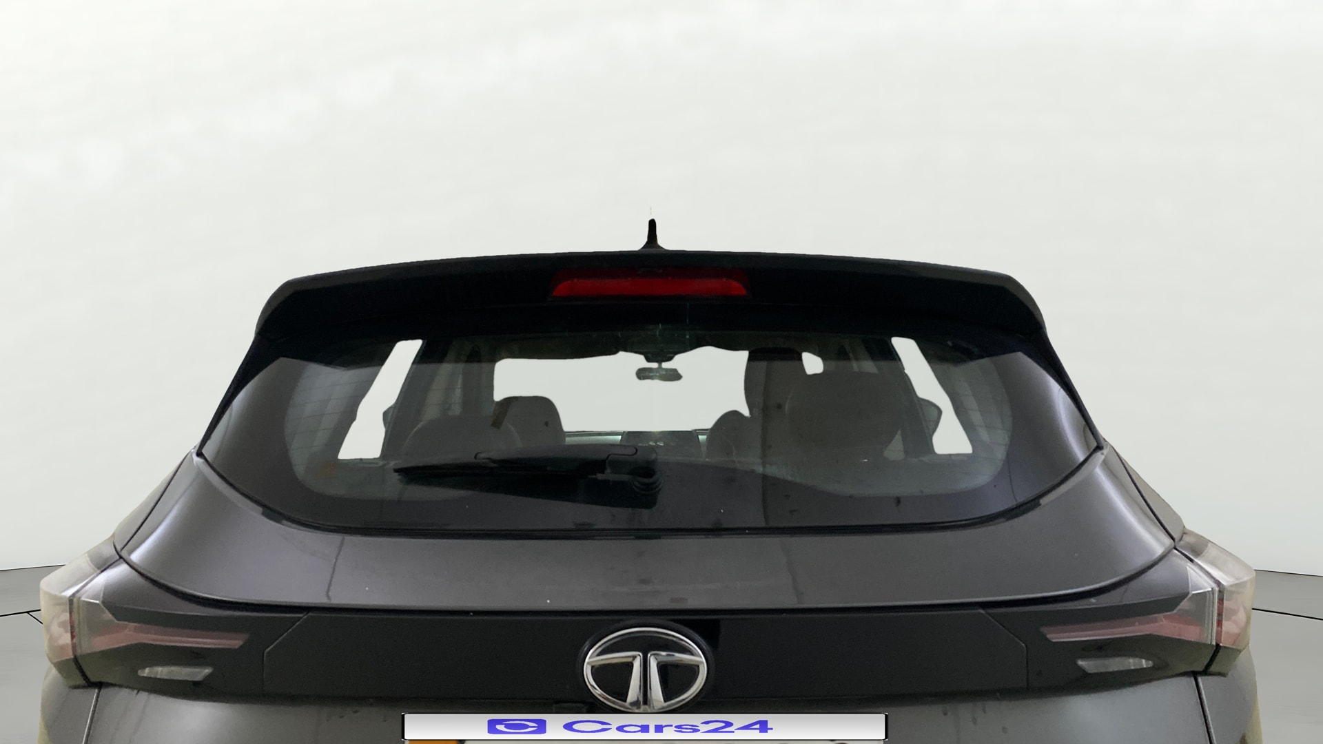 View 2019 Tata Harrier XE Image 4 Used 2019 Tata Harrier XE Image 4