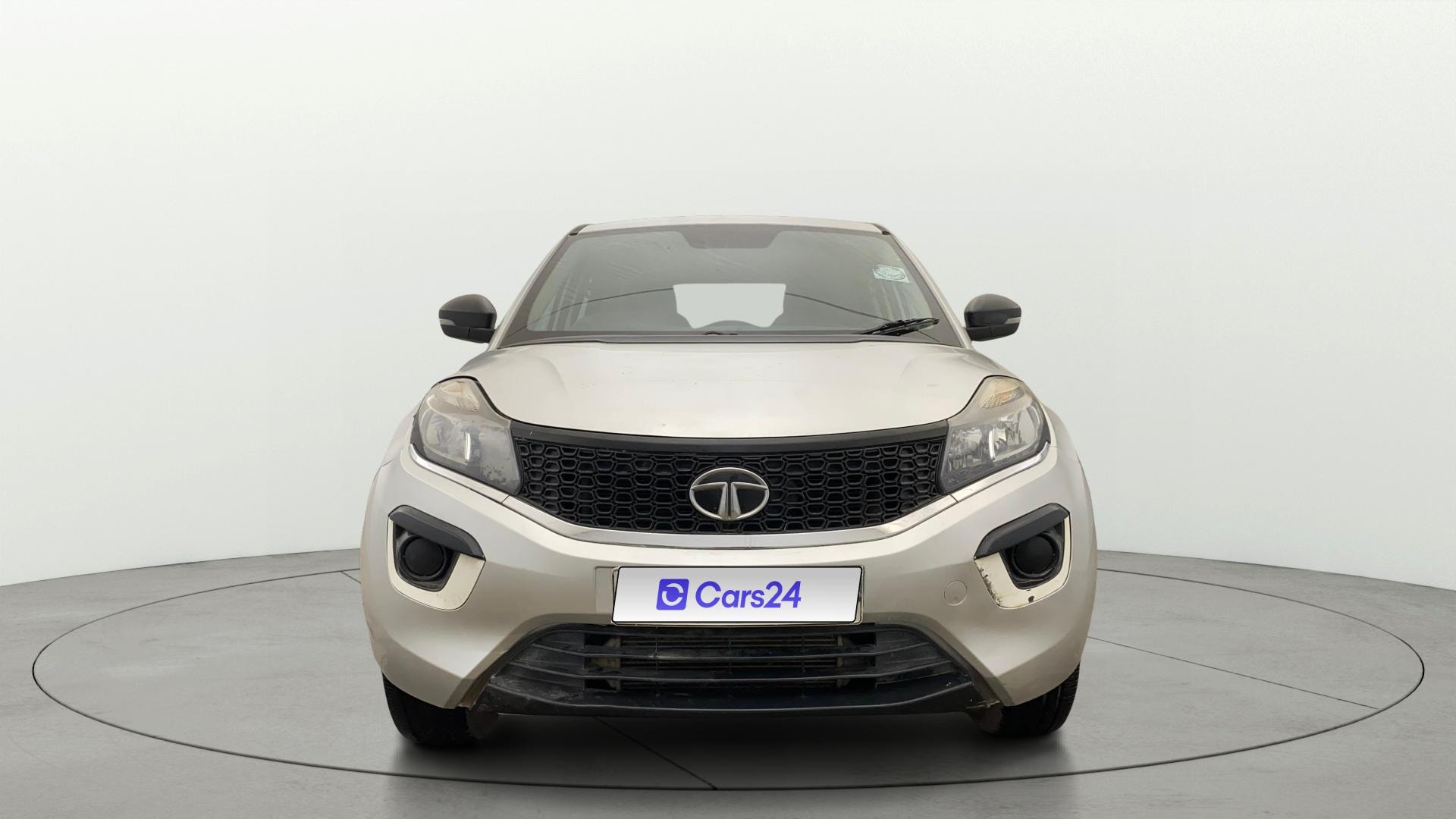 View 2018 Tata Nexon Revotron XM Image 1 Used 2018 Tata Nexon Revotron XM Image 1